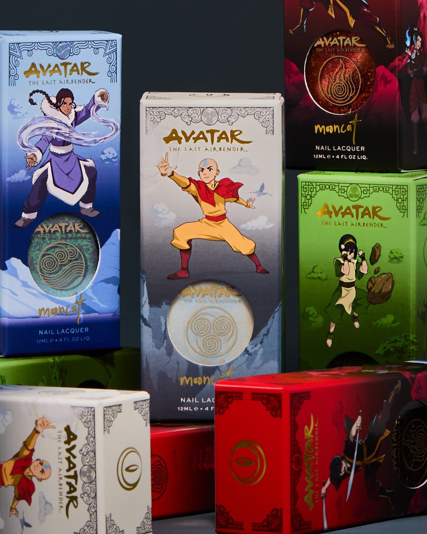 Avatar: The Last Airbender Lacquer Set in box with spiral polish
