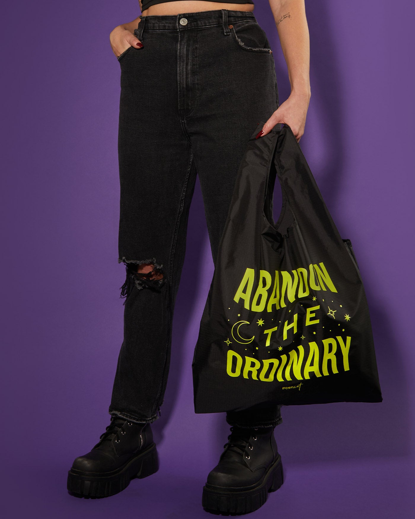 ABANDON THE ORDINARY BAGGU