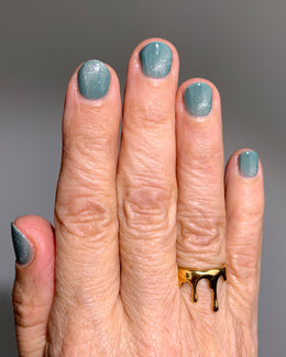 Devil's Ivy – mooncat